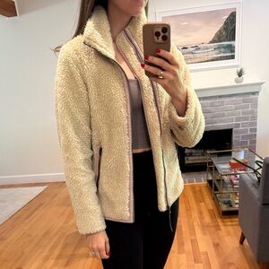 Patagonia Cozy Cream Sherpa Jacket, size small